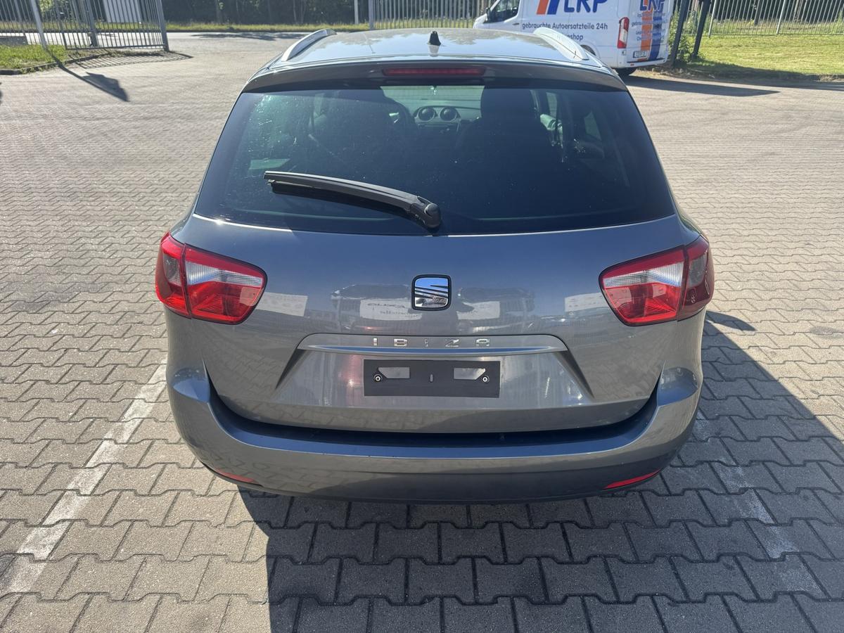 Seat Ibiza ST 6J original R&uuml;cklicht R&uuml;ckleuchte Schlussleuchte innen rechts Kombi Bj.2012